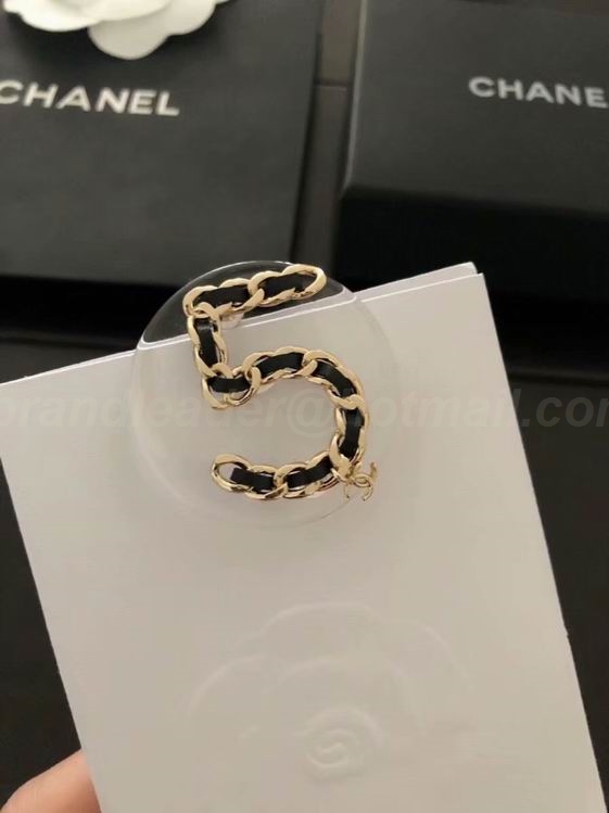 Chanel Brooch 22